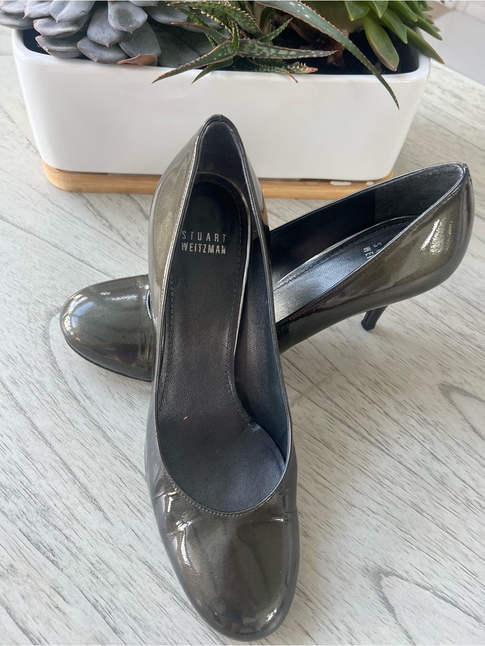 Stuart Weitzman Shiny Charcoal Patent Leather Pumps